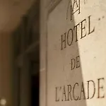 De L'arcade 3*